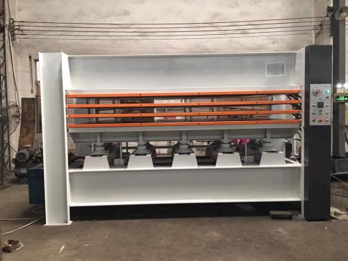 熱壓機(jī)1300X3200X3層X(jué)160噸